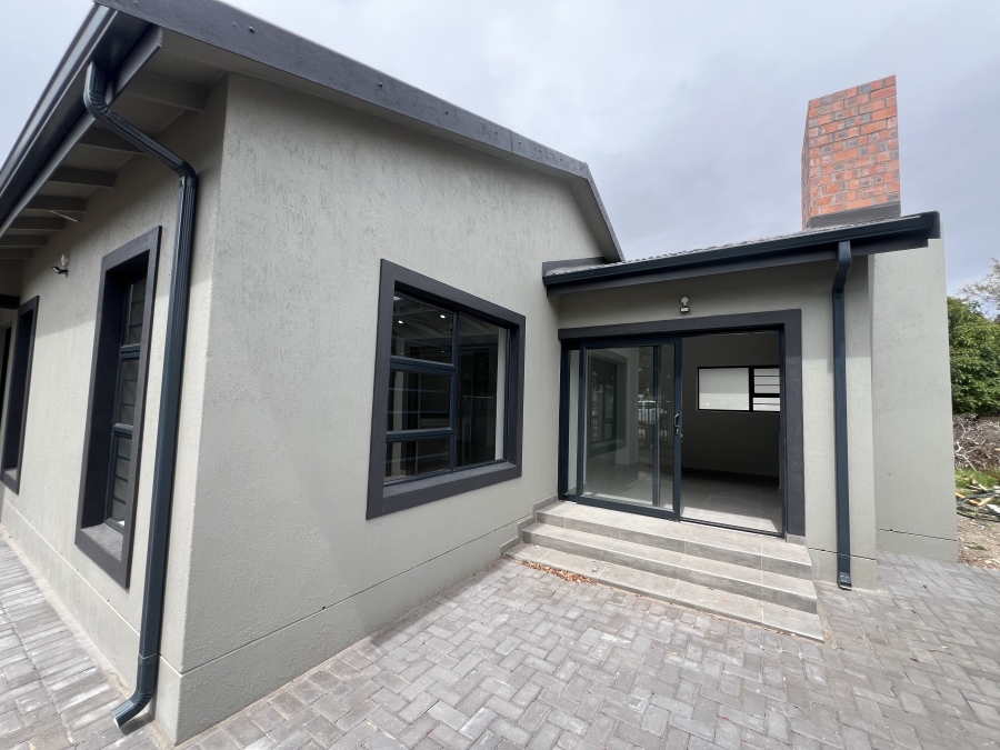 3 Bedroom Property for Sale in Aston Bay Eastern Cape